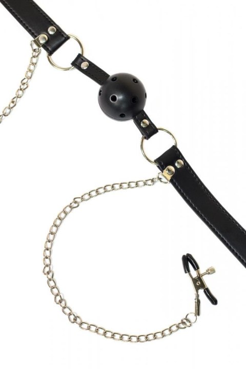 Knebel z zaciskami łańcuszkami na sutki sex bdsm Knebel z zaciskami łańcuszkami na sutki sex bdsm