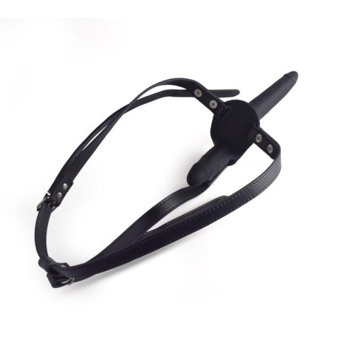 Podwójny strap-on koloru czarnego na szelkach Podwójny strap-on koloru czarnego na szelkach